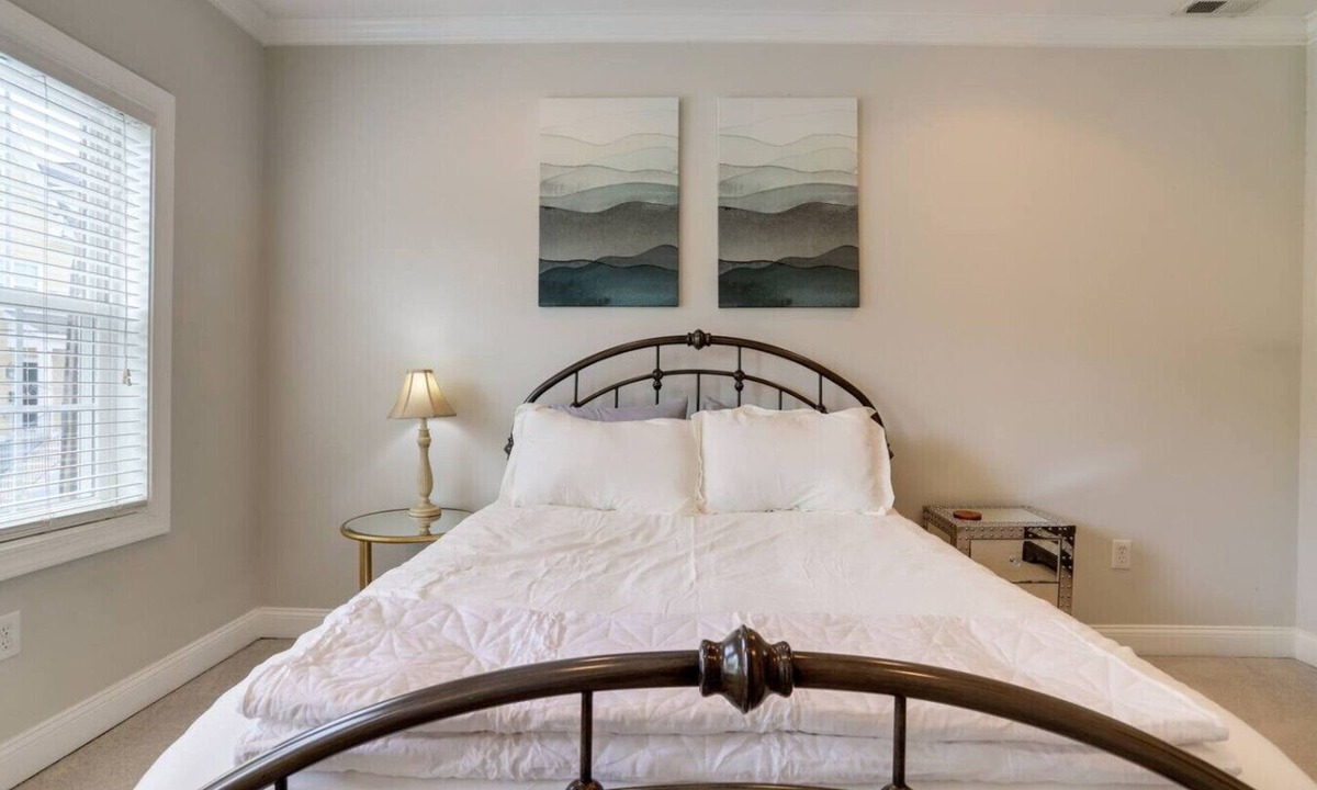 Northeast Villa | RFK spacious home w/free on-street parking