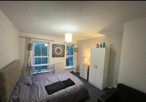 Waltham Abbey House | Rhaspody star