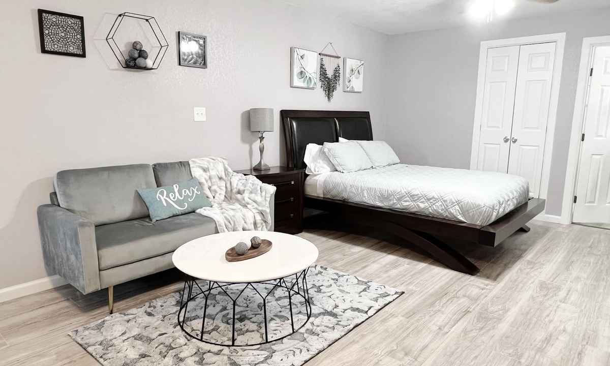 Orange Apartment | Rhode Island Stylish Studio Duplex