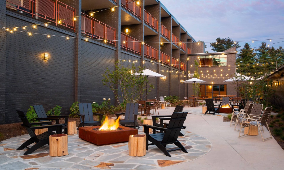 Boone Hotel | Rhode's Motor Lodge