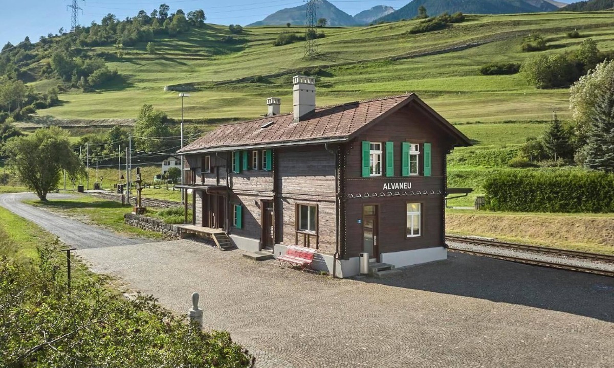 Albula-Alvra Apartment | RhR-Station Alvaneu