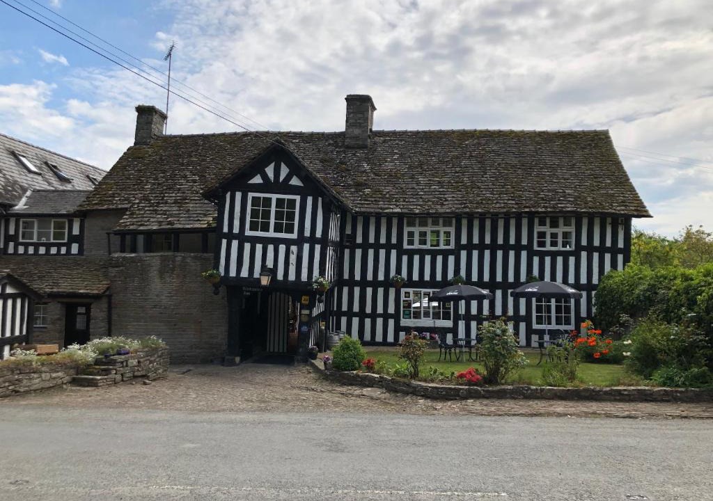 Westbrook Court House | Rhydspence