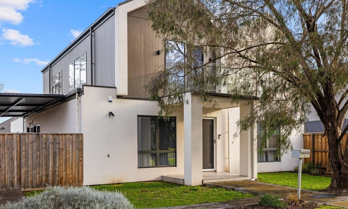 Rhyll House | Rhyll View in Rhyll township