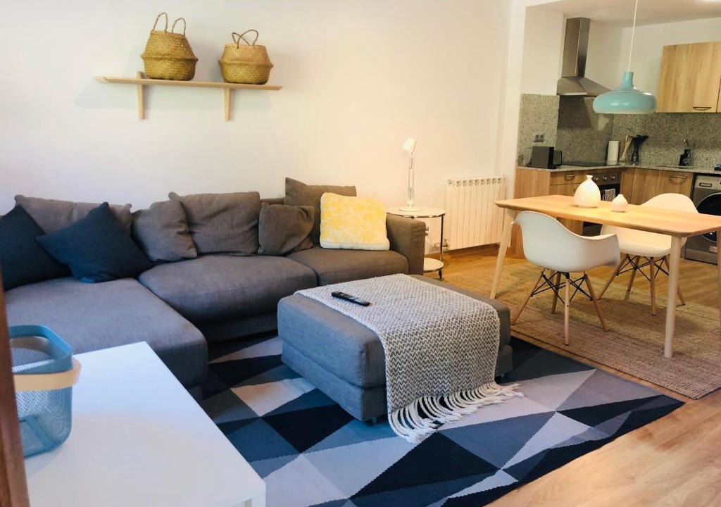 Arinsal Apartment | Ribasol Ski Park 5 pers, max 4 adults, HUT7602