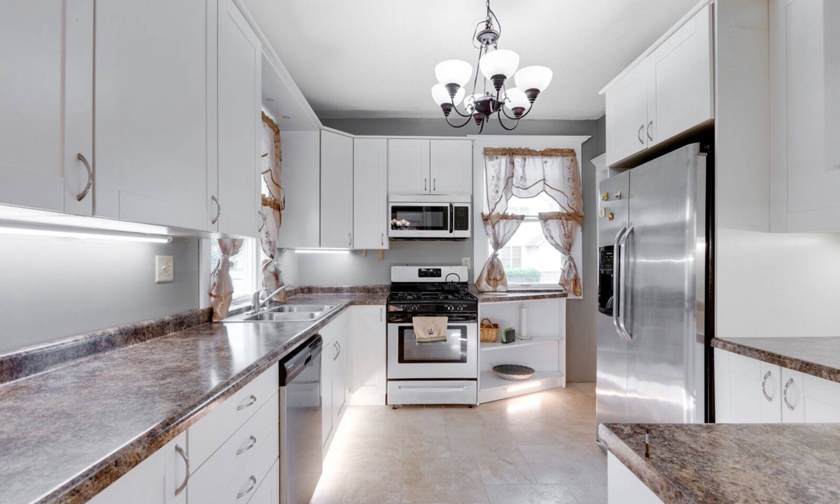 Mishawaka House | Rich Old Charm With Modern Updates! (1025)