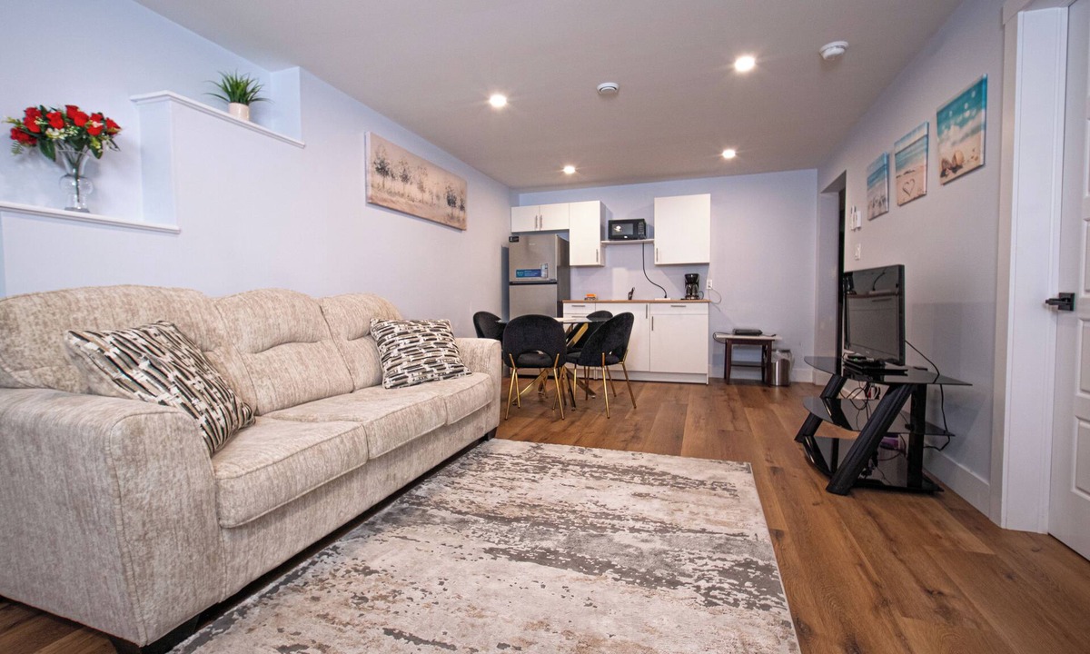 Fredericton Apartment | Richie’s Place Modern 2BR, Parking & Private Entry