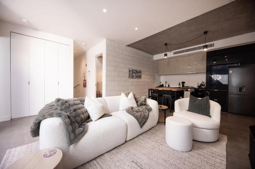 Richmond North Apartment | Richmond Gem