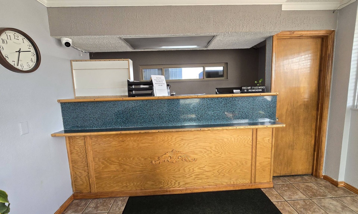 Richmond Hotel | Richmond Inn & Suites