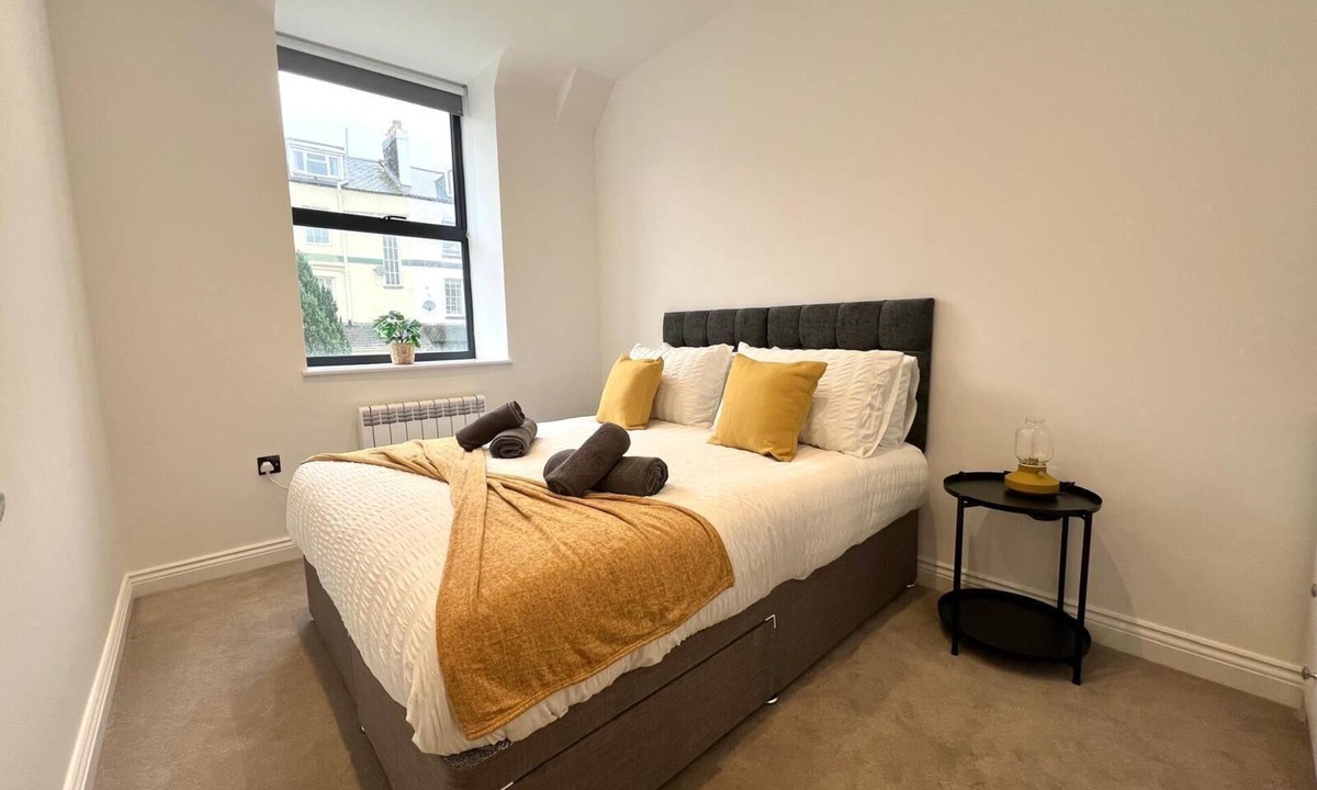 Exeter House | Richmond Mews by Staytor Accommodation