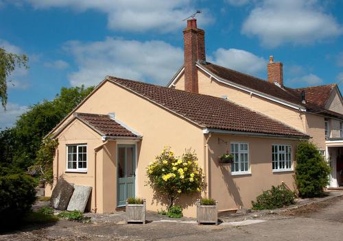 Pulham Apartment | Ridge Farm Guest Wing