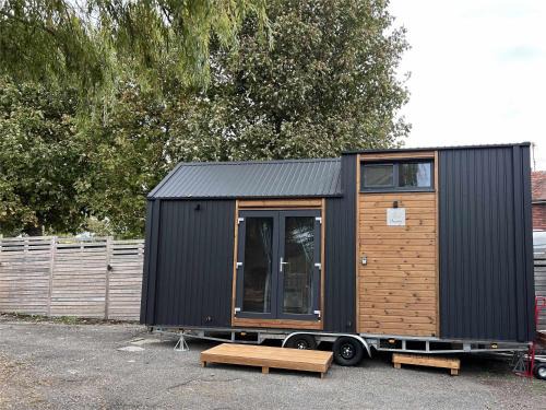 Little Holland House | Ridge Hill X by Tiny Away