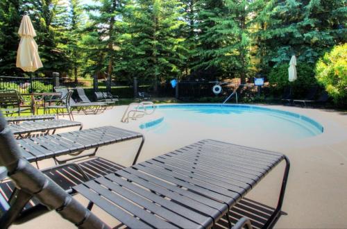 Avon House | Ridgepoint Townhomes