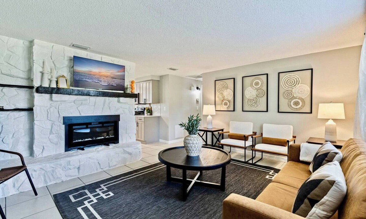 Pinellas Park House | Right at Home Stays - Modern 2BR 2BA w/Yard & Fireplace