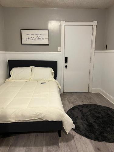 Little Rock Apartment | RIley's Cozy Apartment Pets Welcome