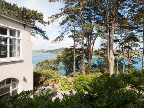 Salcombe House | Ringrone 3