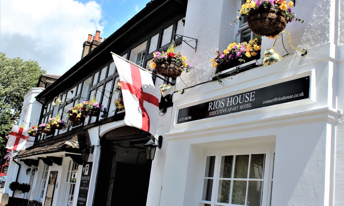 Chalfont St Peter Hotel | Rioshouse George-Inn