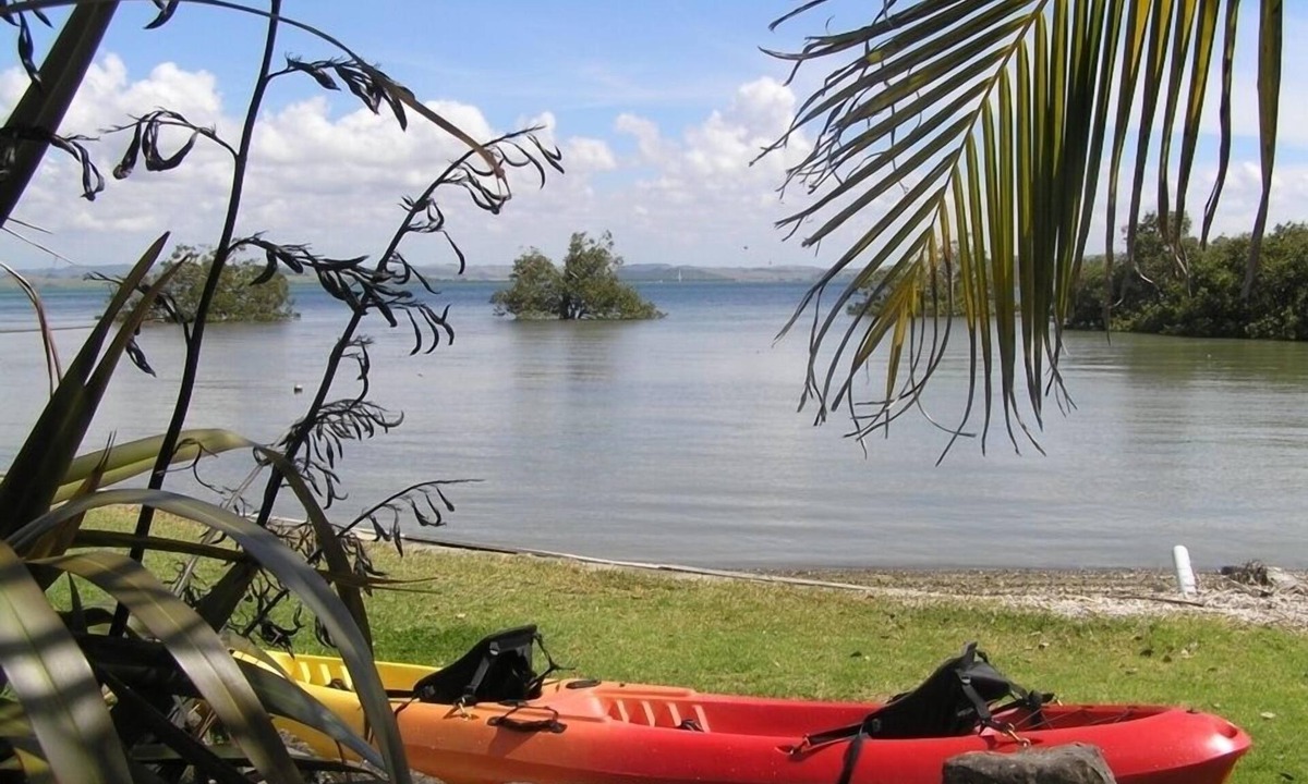 Tamaterau Apartment | Ripples-n-Tide Waterside Studio