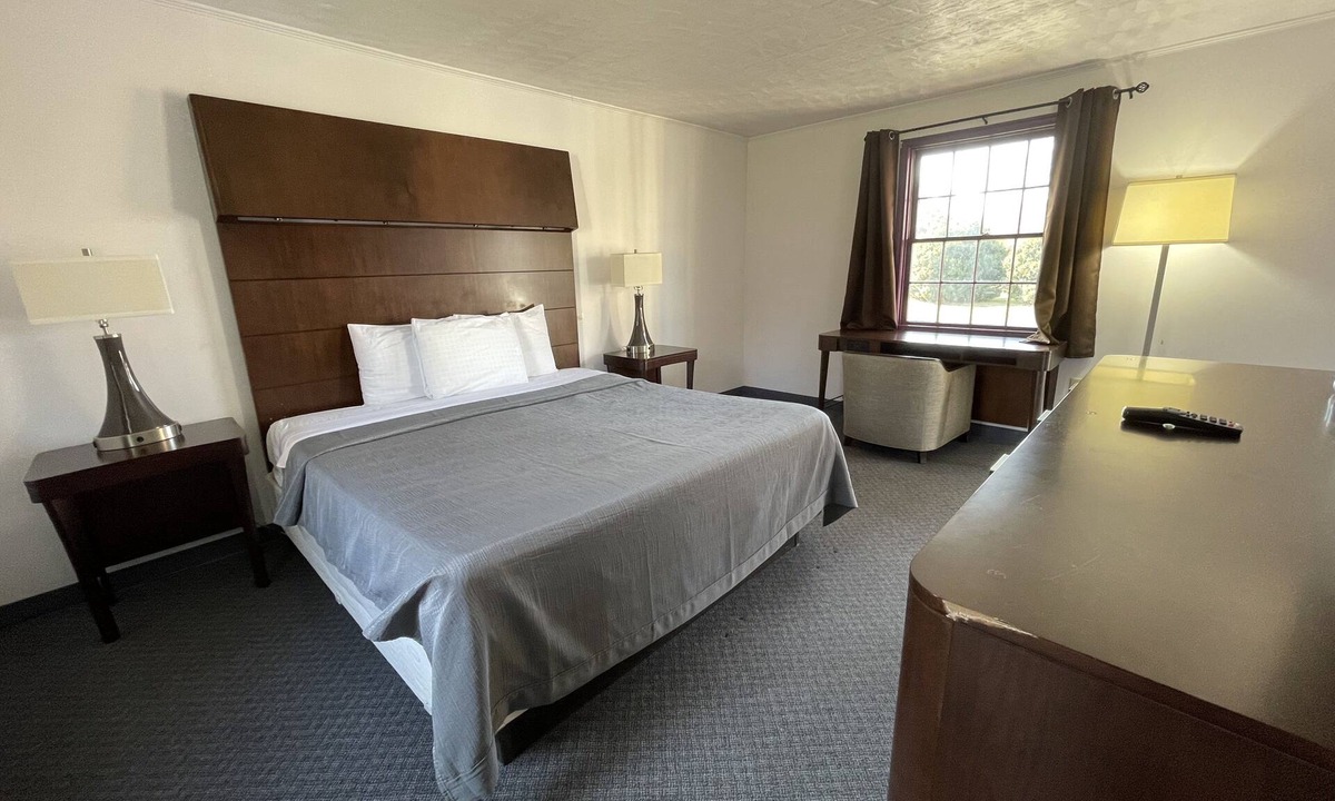 Bowie Hotel | Rips Country Inn