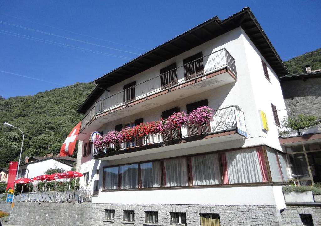 Isone Hotel | Ristorante Vedeggio