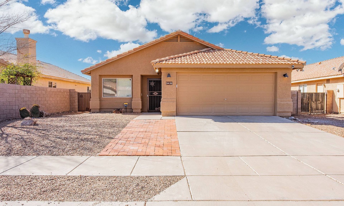Rita Ranch House | Rita Ranch Retreat - Cozy 4 BD