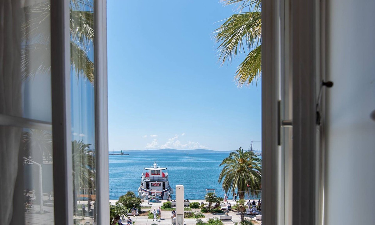 Old Town House | Riva Luxury Suites