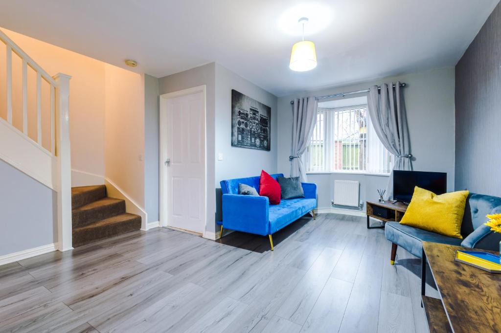 Ellesmere Port House | Rivacre End