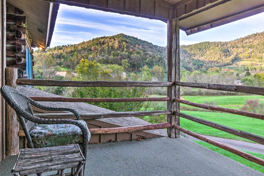 Cullowhee Villa | River Access and Mtn Views Cullowhee Lodge!