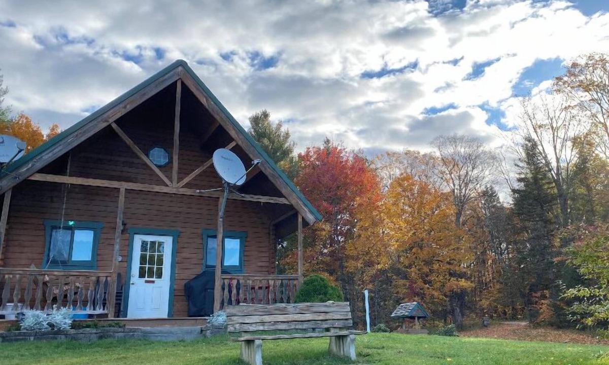 Wheelock Cabin | River Bend Cabin Moose