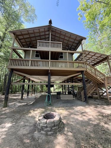 Hawkinsville House | River Bungalow