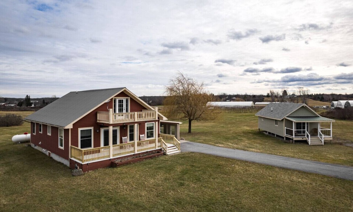 Frontenac House | River & Charm: 2 Homes, on 10 Acres Near Clayton