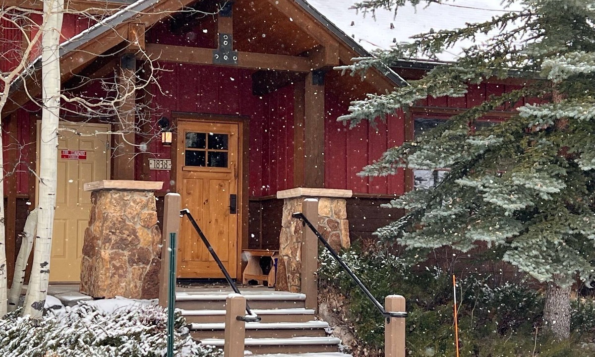 Lakeside Village Condo | River front w fireplace, hot tub bus stop at door, convenient & private