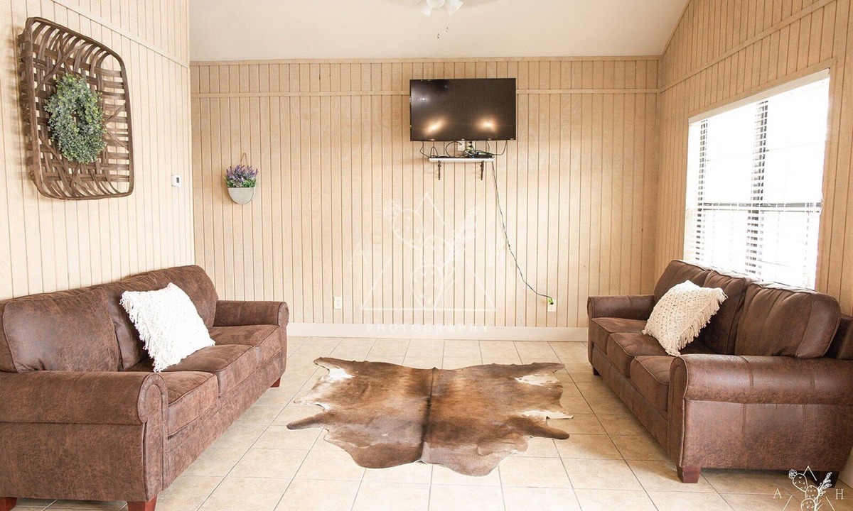 Concan House | River Grove Rentals House #4