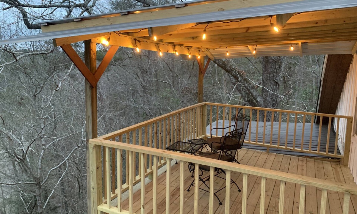 Jasper House | River House on Blackwater Creek