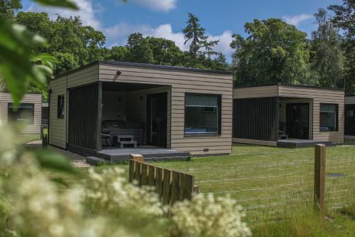 Bathgate Cabin | River Logie Lodges