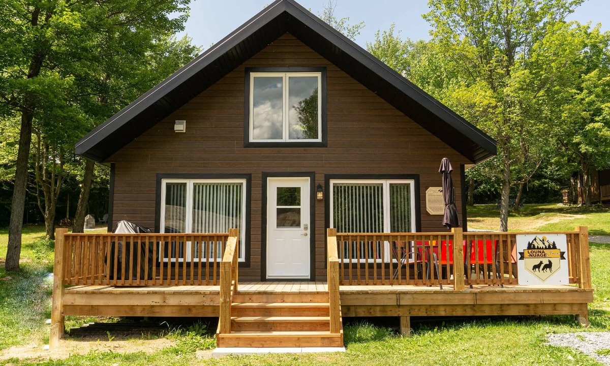 Frampton Ski Chalet | River & Miller Zoo - Louna-Nuage Shack