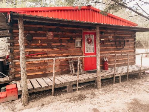Marietta House | River of Love Cabins