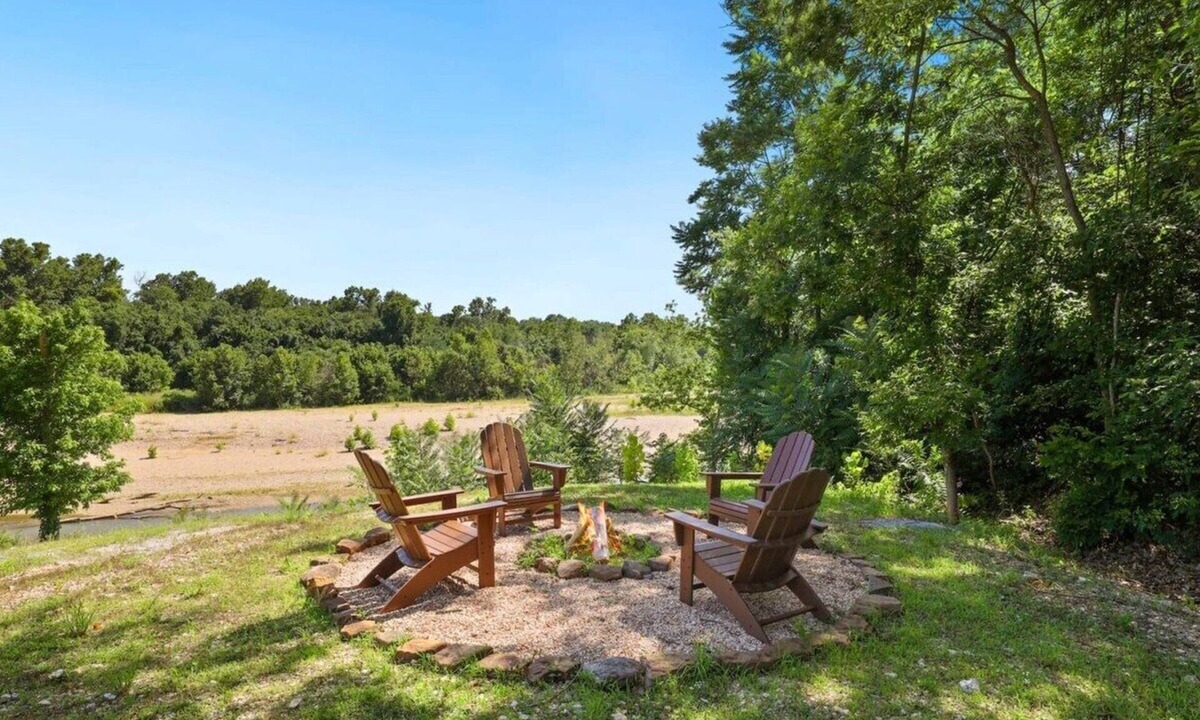 Proctor House | River Ranch - Secluded Outdoor Oasis