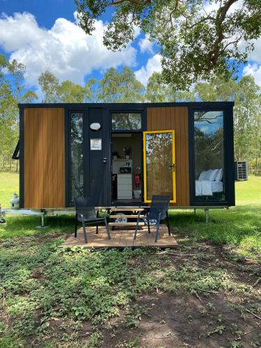 Tabulam House | River Retreat X by Tiny Away