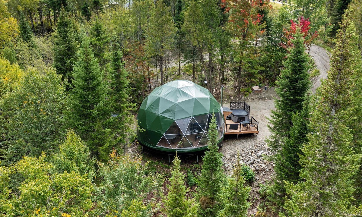 Notre-Dame-du-Rosaire Ski Chalet | River & SPA | Les Domes de la Riviere Alick