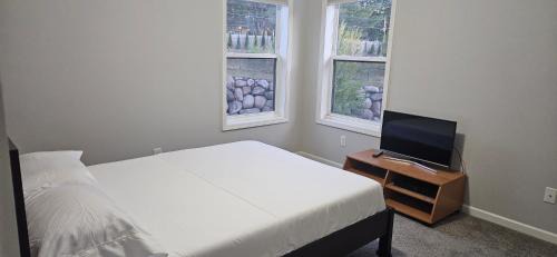 Eagan House | River Valley Stay