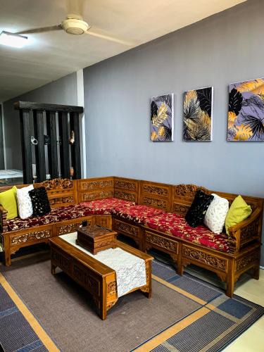 Bandar Kota Bharu Apartment | River View with Pool 3-bedroom - Yusmah Riverview