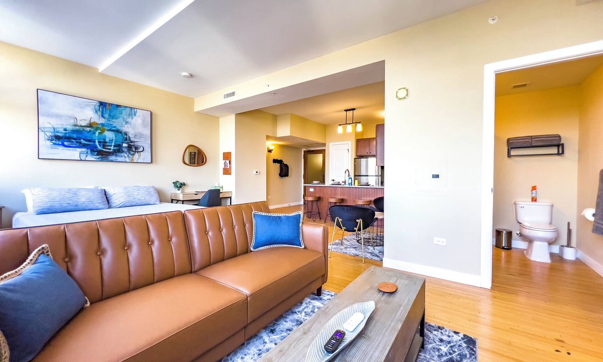 Lowertown Apartment | River Views and FREE Parking!