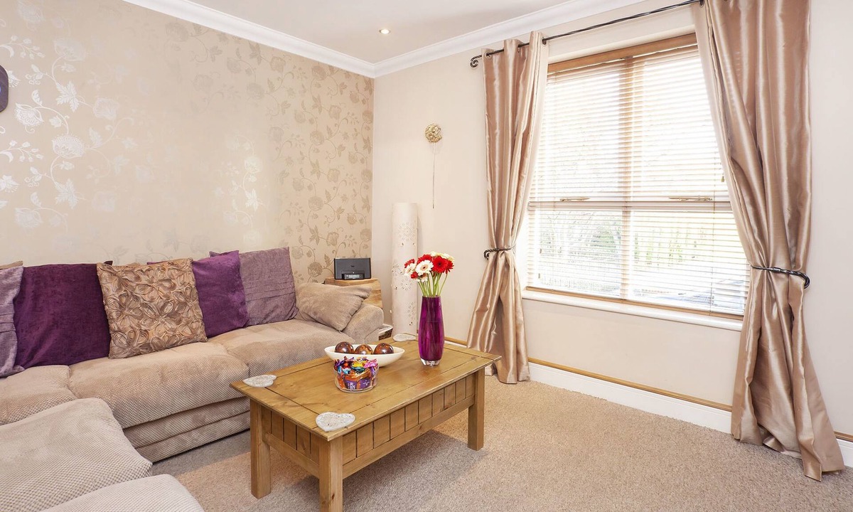 York Apartment | Riverbank View