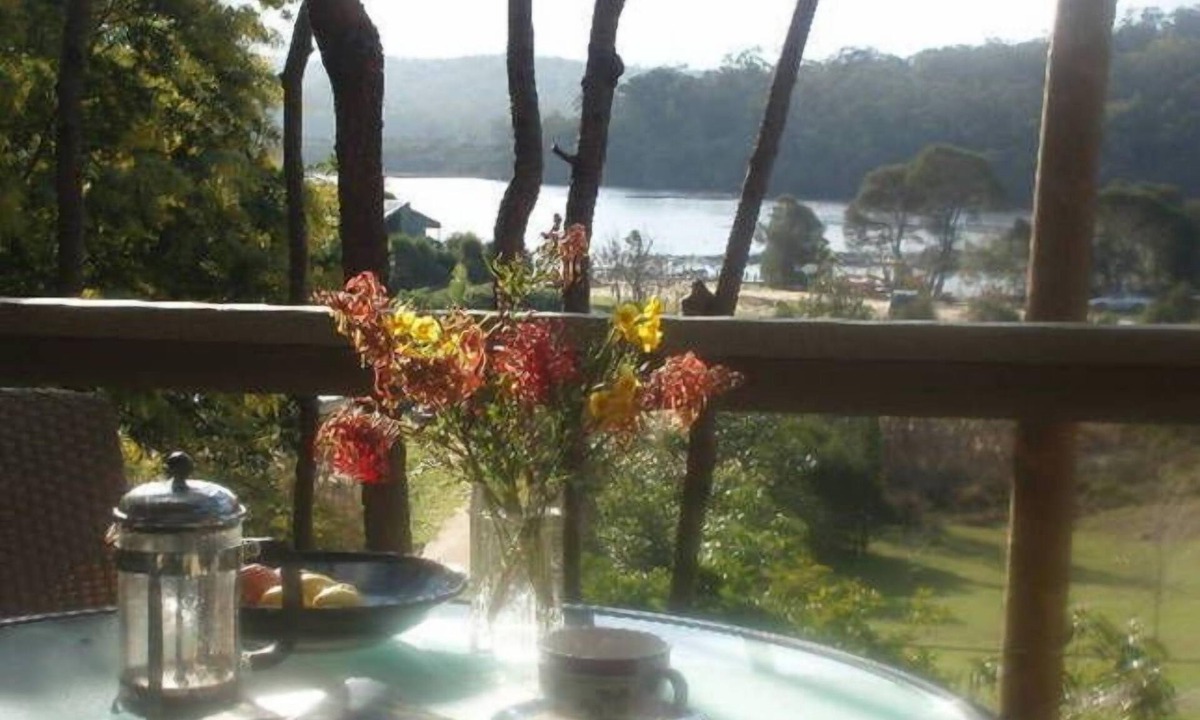 Gipsy Point Bed & Breakfast | Riverbed on the water