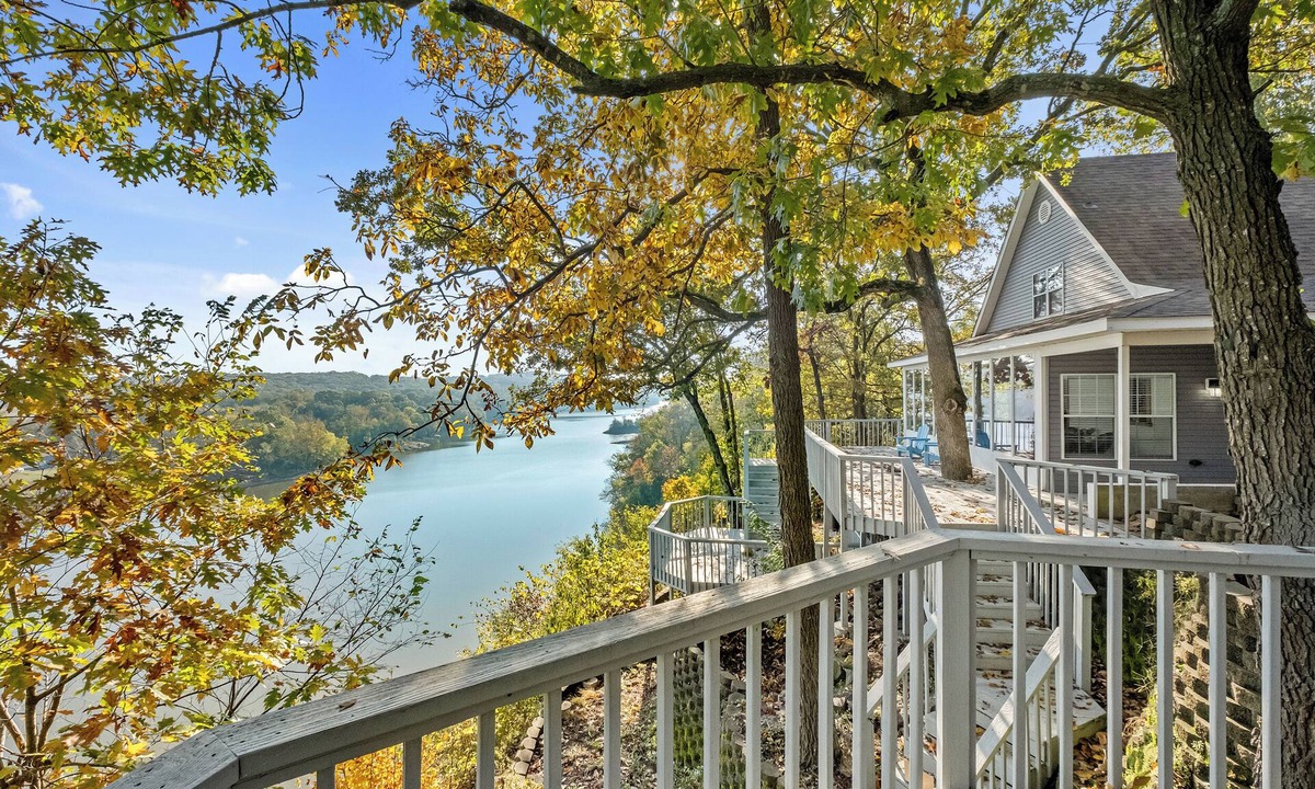 Springdale House | Riverbend Retreat: Water Views - Fire Pit - On 5 Acres