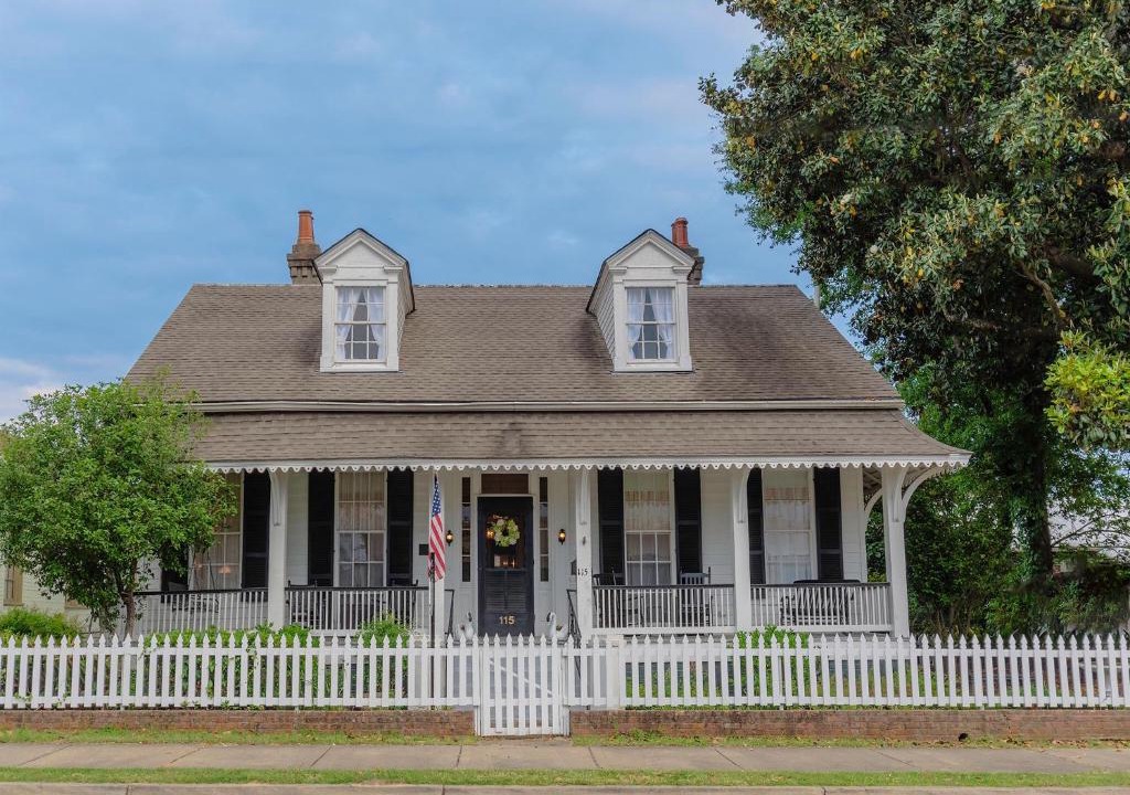Natchez Bed & Breakfast | Riverboat Bed & Breakfast
