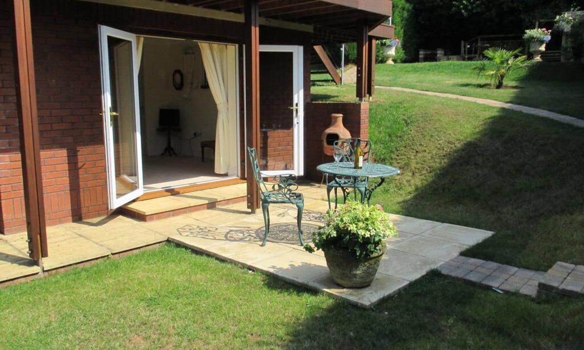 Ebford Bed & Breakfast | Riverdown B&B