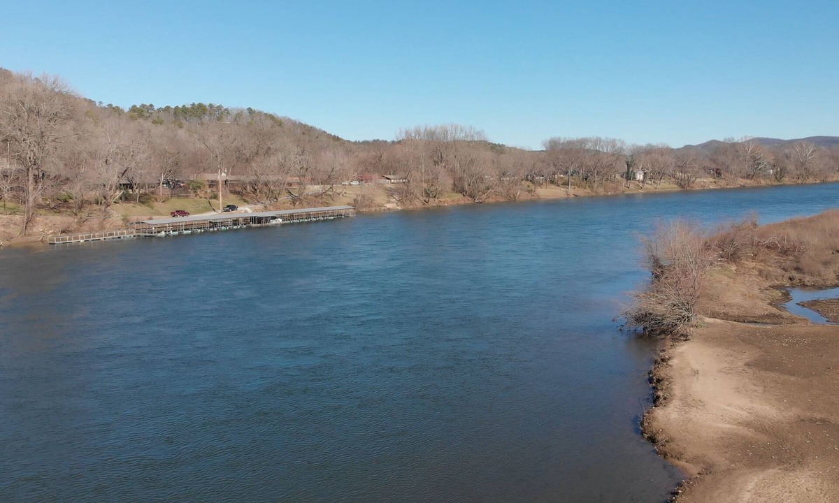 Mountain View House | RIVERFRONT CABIN, Close to ALL Attractions, Spectacular Views! Pet Friendly
