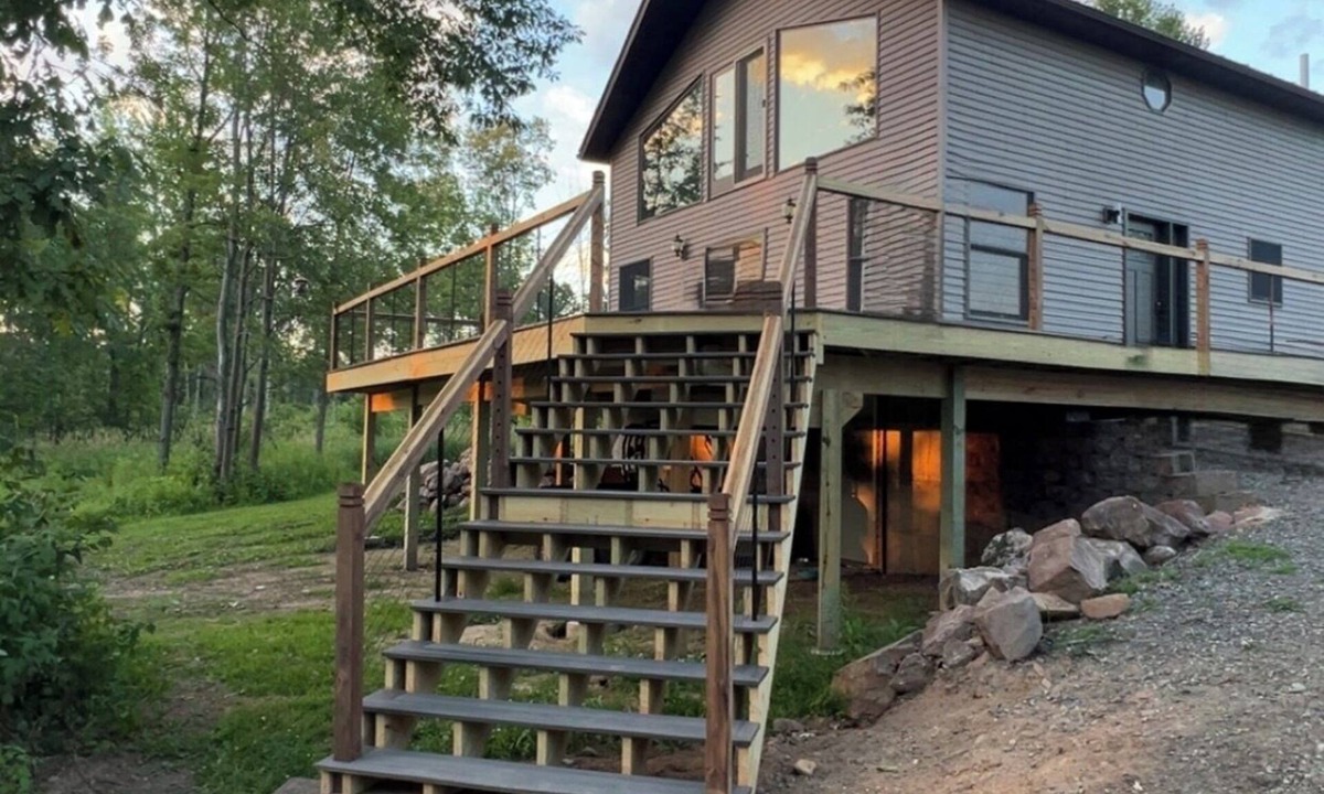 Chili House | Riverfront Escape on the Black River w/Iconic Grain Bin Bar