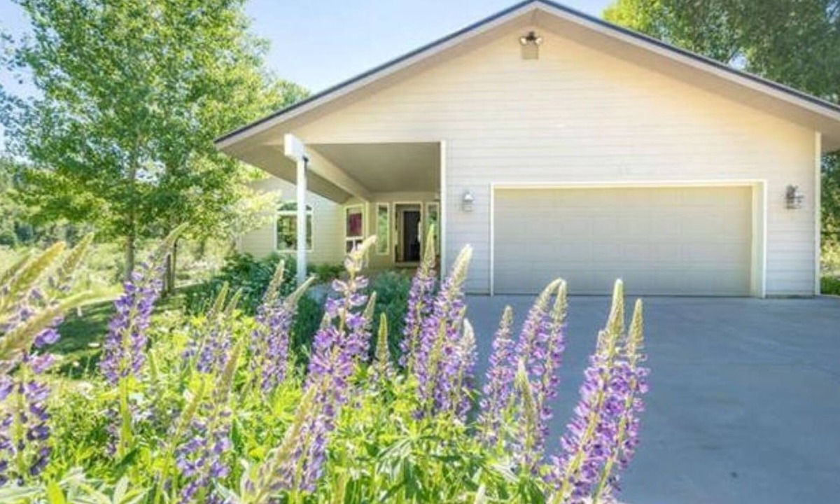 San Juan River Village House | Riverfront Home minutes from Downtown & Wolf Creek Ski Area